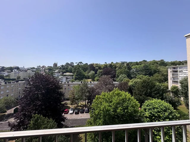 Balcony; view, natural light