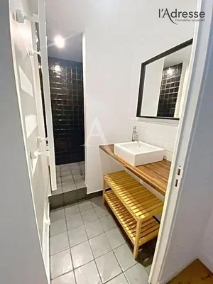 Toalet; pločice