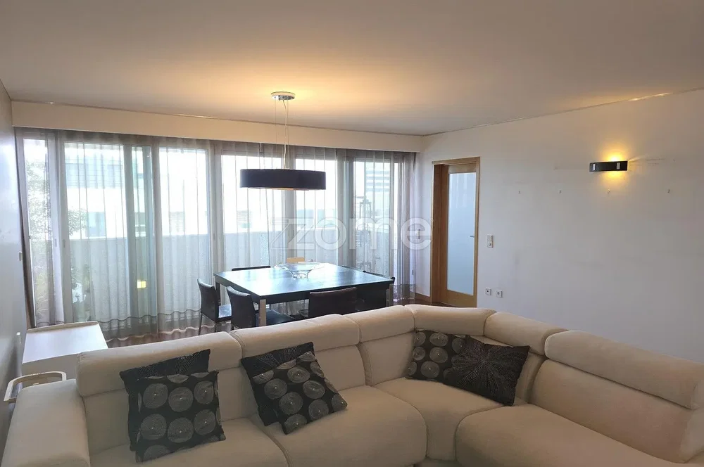 Wohnzimmer; tageslicht, moderner stil
