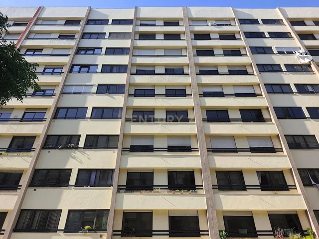 Casa e arredores