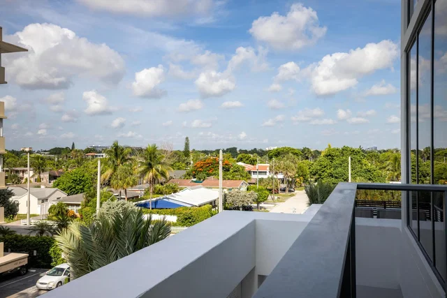 Balkon; pogled, prirodna svjetlost