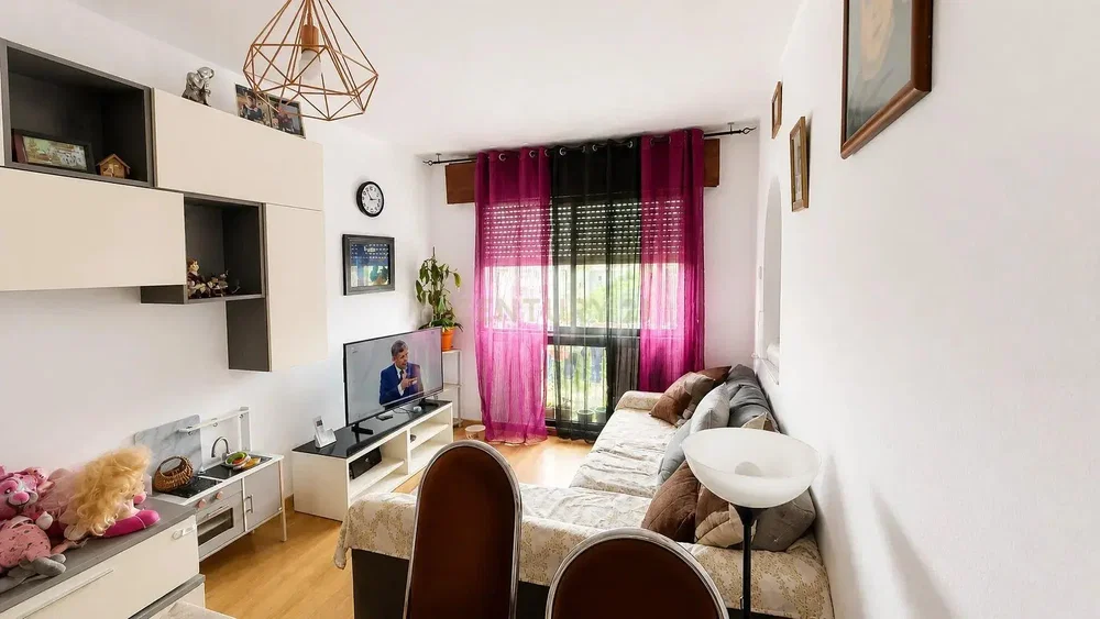 Salon; światło dzienne, styl nowoczesny