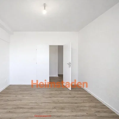 Autre; parquet, lumière naturelle