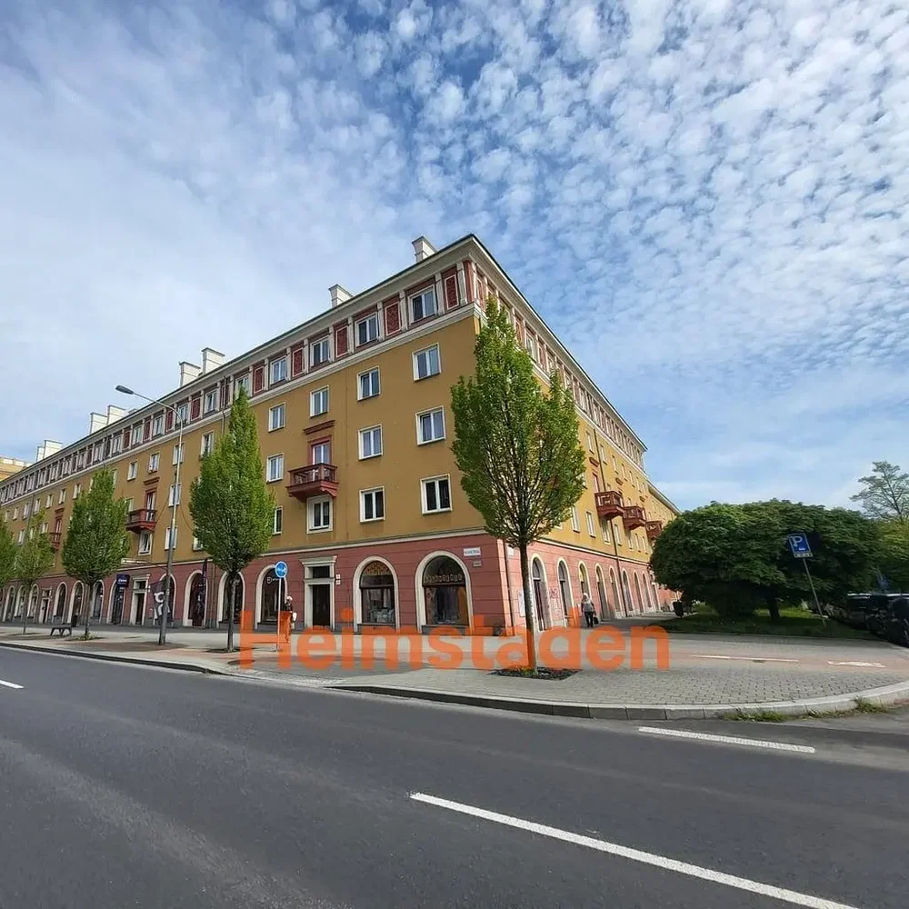 House and surroundings
