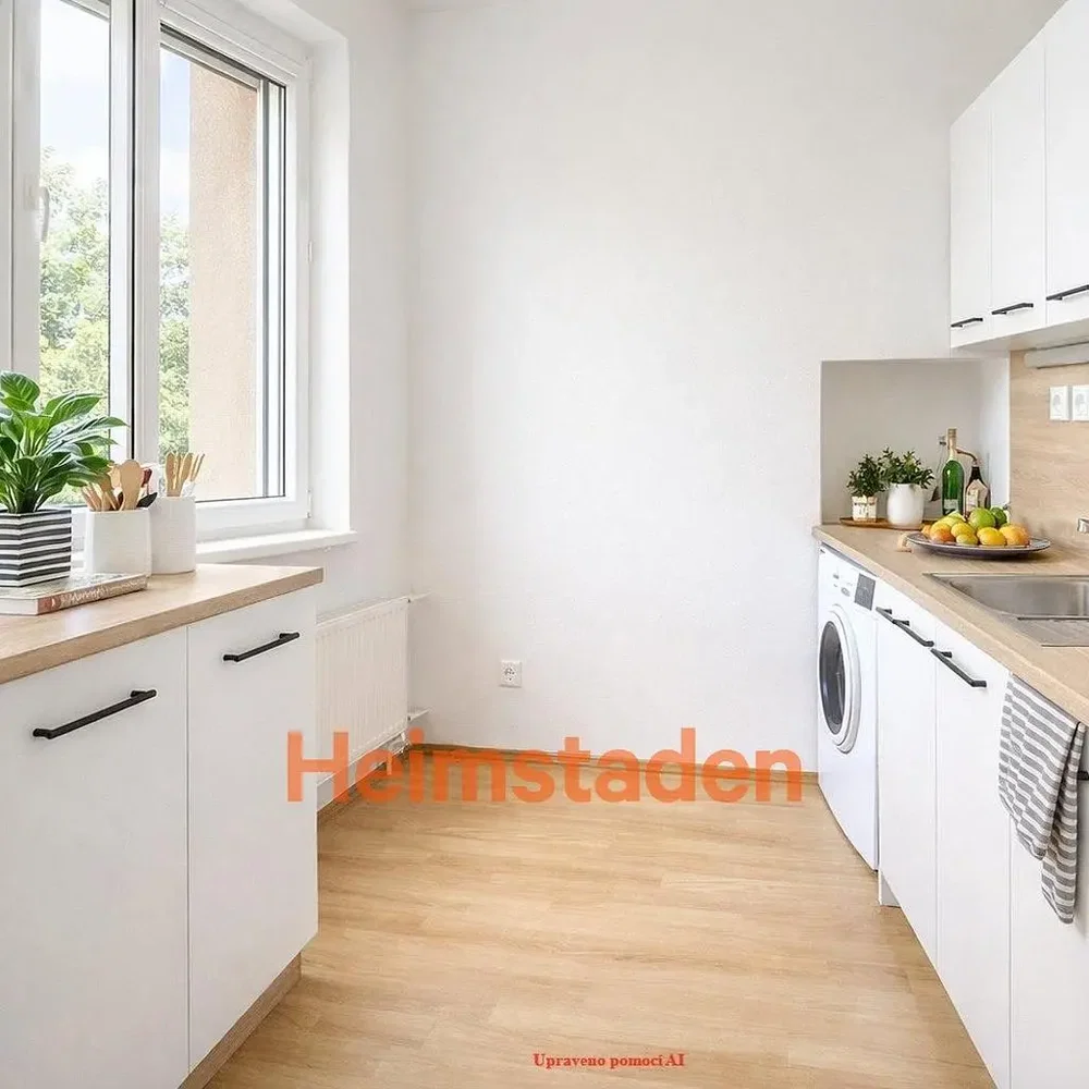 Cuisine; électroménager, parquet, lumière naturelle, style moderne