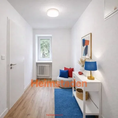 Ostatné; drevená podlaha, prirodzené svetlo, moderný štýl