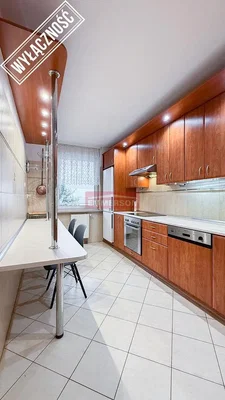 مطبخ; أجهزة المطبخ, أرضية من البلاط