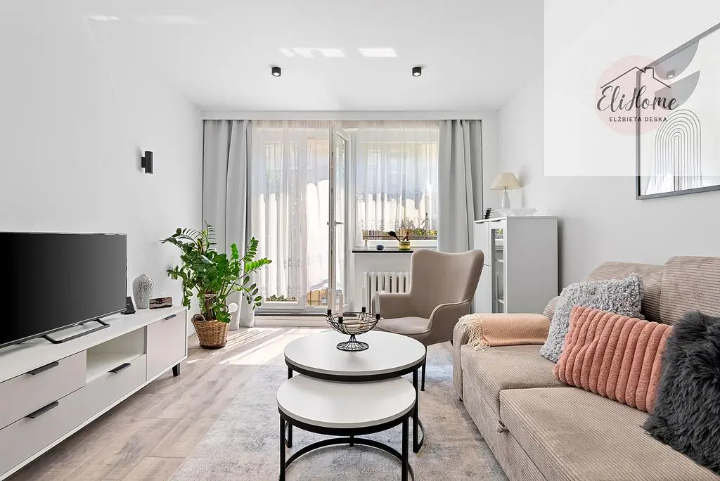 Wohnzimmer; tageslicht, moderner stil