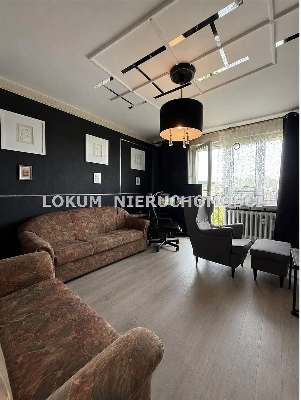 Salon; parquet, lumière naturelle