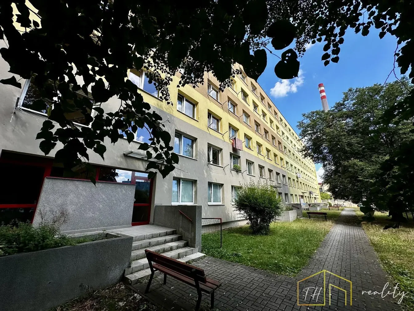 Haus und umgebung; blick, tageslicht