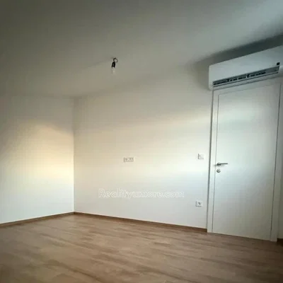 Autre; parquet, lumière naturelle