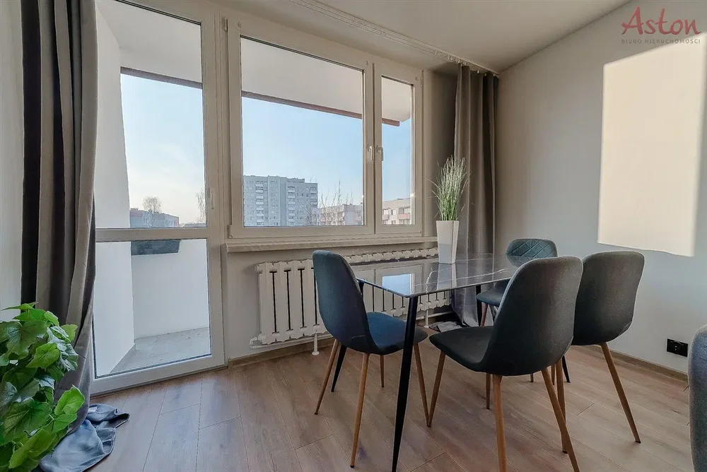 Sonstiges; tageslicht, holzboden, moderner stil