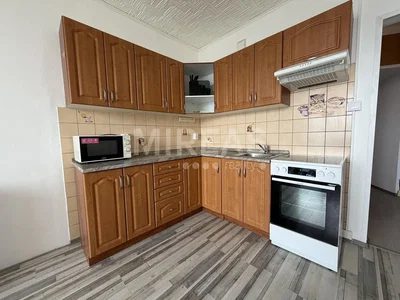 Кухиња; кухињски апарати, плочице