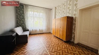Salon; parquet, lumière naturelle