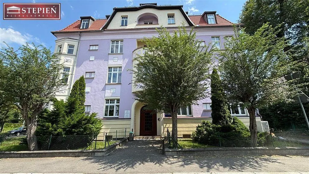 Maison et environs