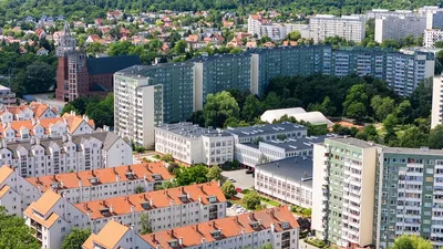 Casa e arredores; vista