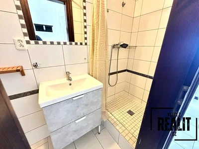 Badezimmer; fliesenboden, renoviert