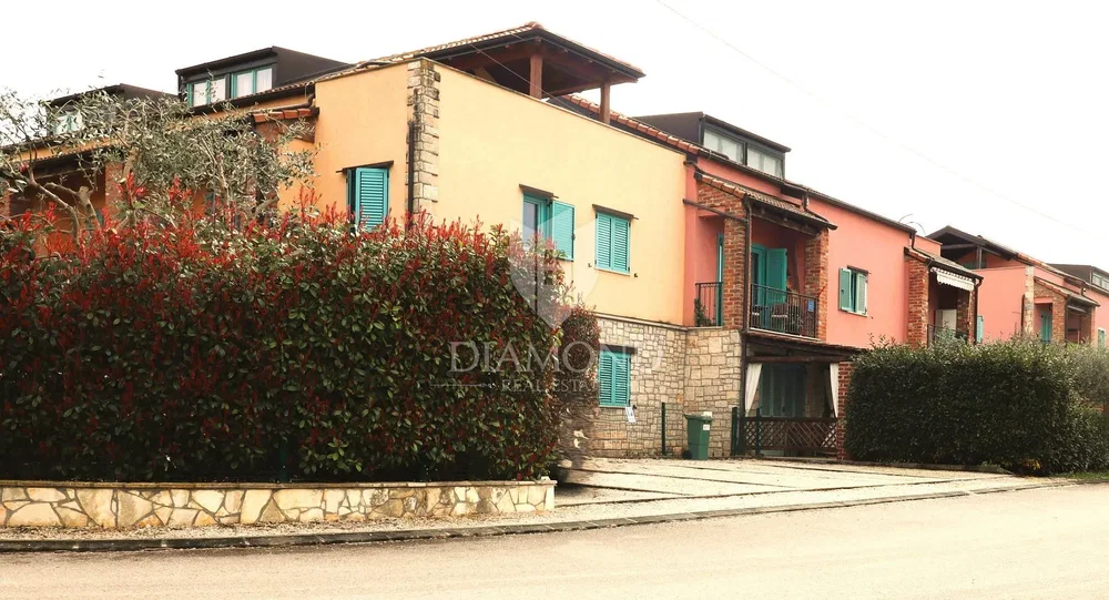 Casa y alrededores