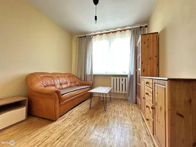 Salon; parquet, lumière naturelle