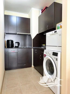 Cuisine; carrelage, électroménager