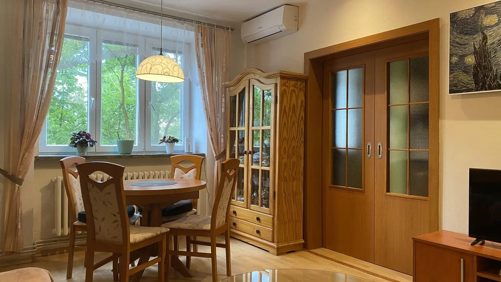 Sonstiges; holzboden, tageslicht, rustikaler stil