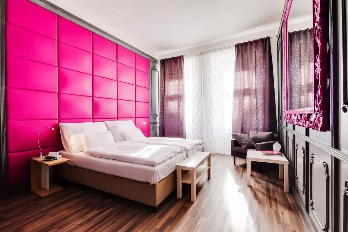 Bedroom; wood floor, natural light