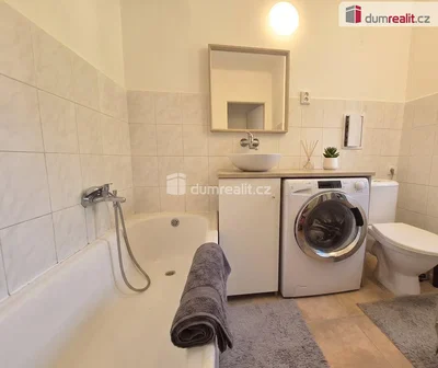 Badezimmer; fliesenboden