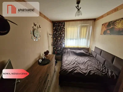 Camera da letto; pavimento in legno, luce naturale, stile rustico