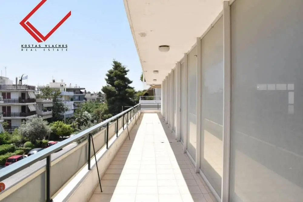 Balcone; vista, luce naturale
