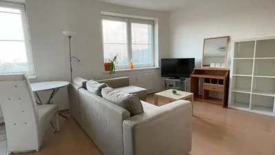 Salon; lumière naturelle, parquet, style moderne