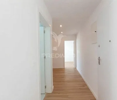 Autre; parquet, lumière naturelle