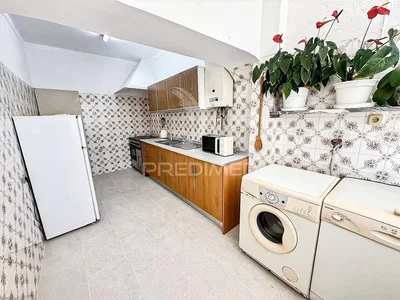 Кухиња; кухињски апарати, плочице