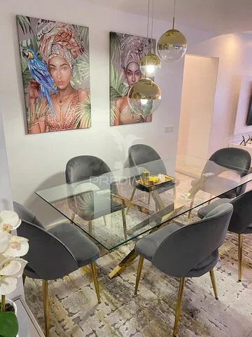 Autre; style moderne, parquet, lumière naturelle
