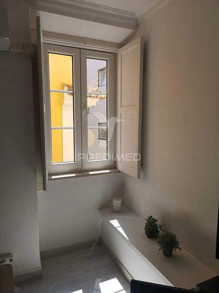 Ostalo; prirodno svjetlo, pločice
