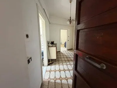 Overig; renovatie nodig, tegelvloer