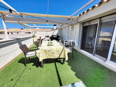 Terrace; natural light, view