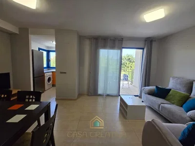 Living room; natural light, tile floor