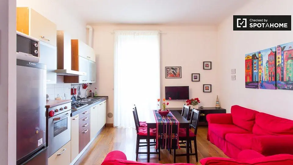 Wohnzimmer; küchengeräte, tageslicht, moderner stil