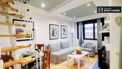 Wohnzimmer; tageslicht, moderner stil