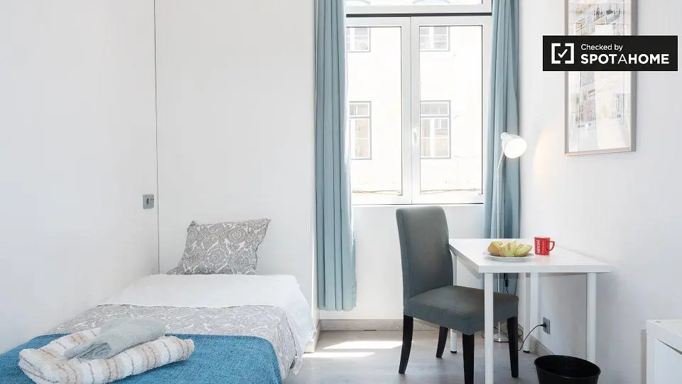 Schlafzimmer; tageslicht, moderner stil