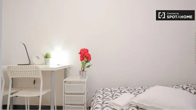 Dormitorio; luz natural, estilo moderno