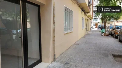 المنزل والمناطق المحيطة
