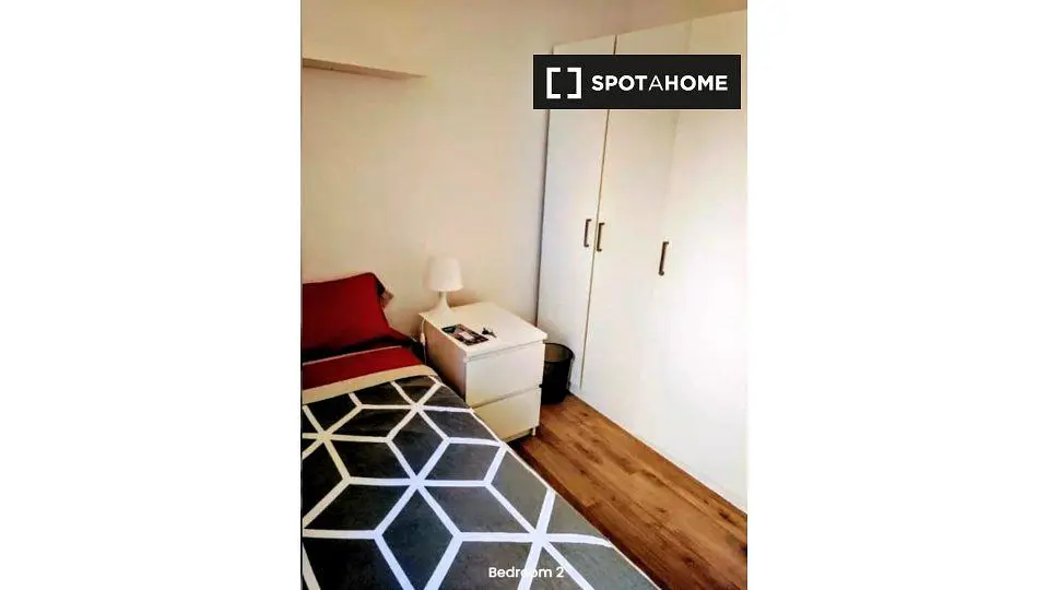 Chambre; parquet, lumière naturelle