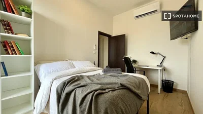 Chambre; parquet, lumière naturelle, style moderne