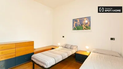 Schlafzimmer; holzboden, tageslicht