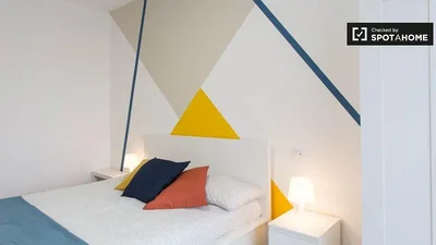 Spálňa; prirodzené svetlo, moderný štýl