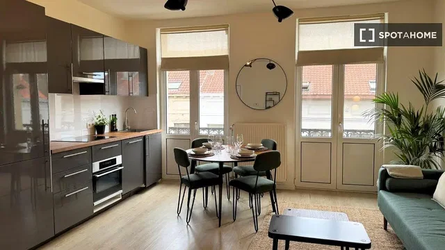 Living room; kitchen appliances, natural light, modern style