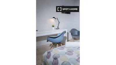 Spavaća soba; prirodno svjetlo, moderni stil