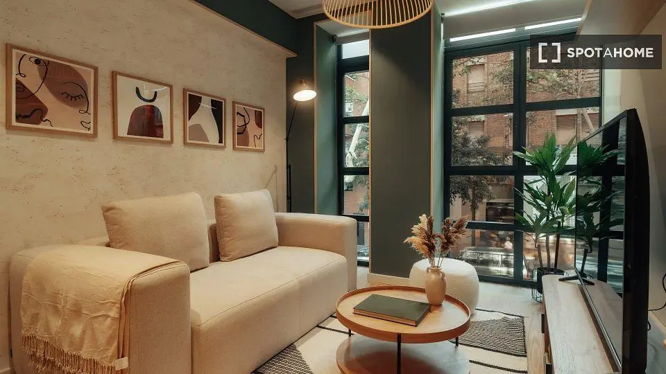 Living room; modern style, natural light, wood floor