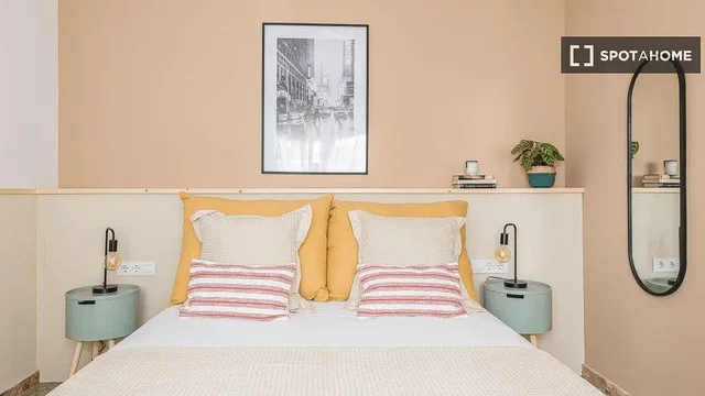 Bedroom; modern style, natural light